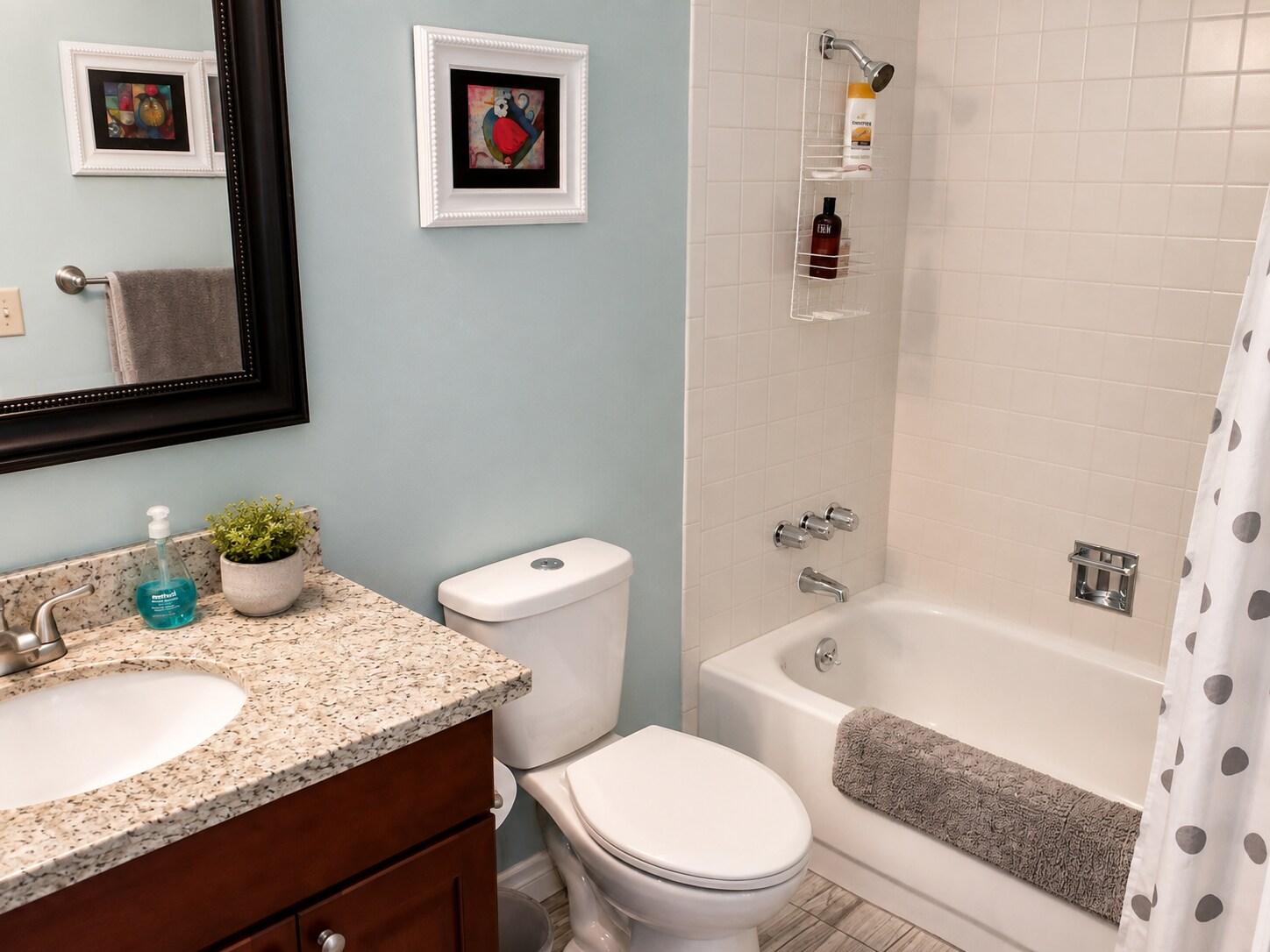 13710 116th Pl NE, Kirkland, WA 98034