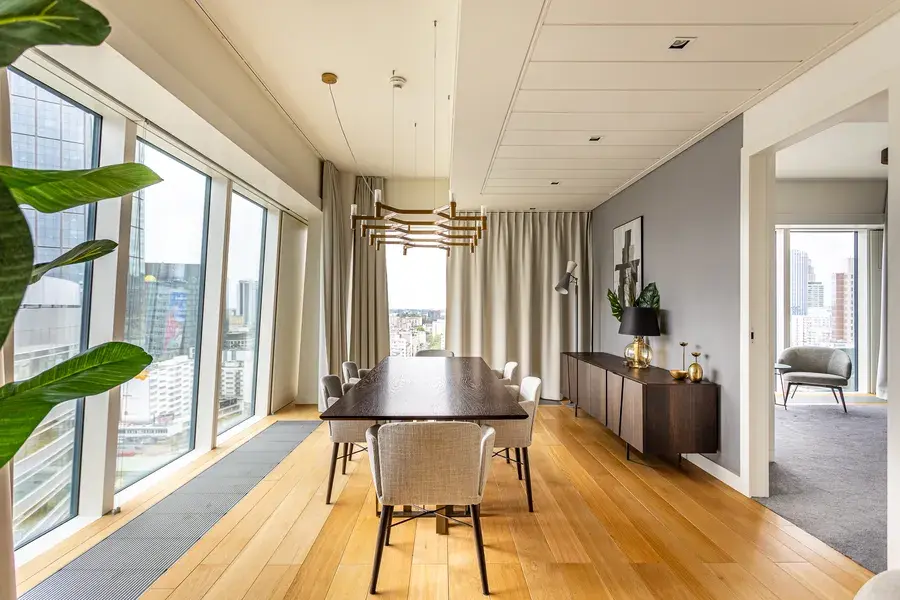 Luxury 3 Bedroom Apartment In Warsaw