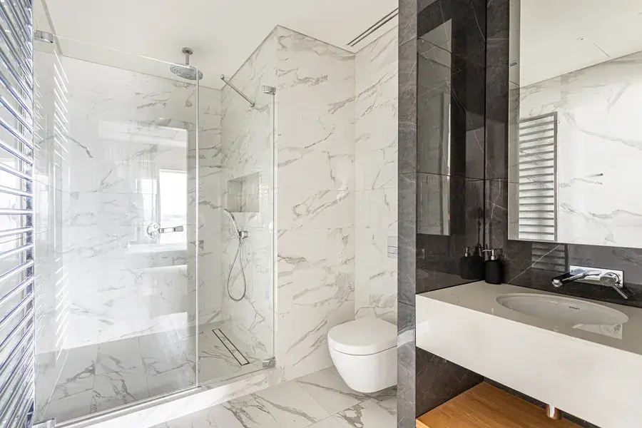 Luxury 3 Bedroom Apartment In Warsaw