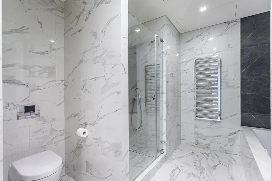 Luxury 3 Bedroom Apartment In Warsaw